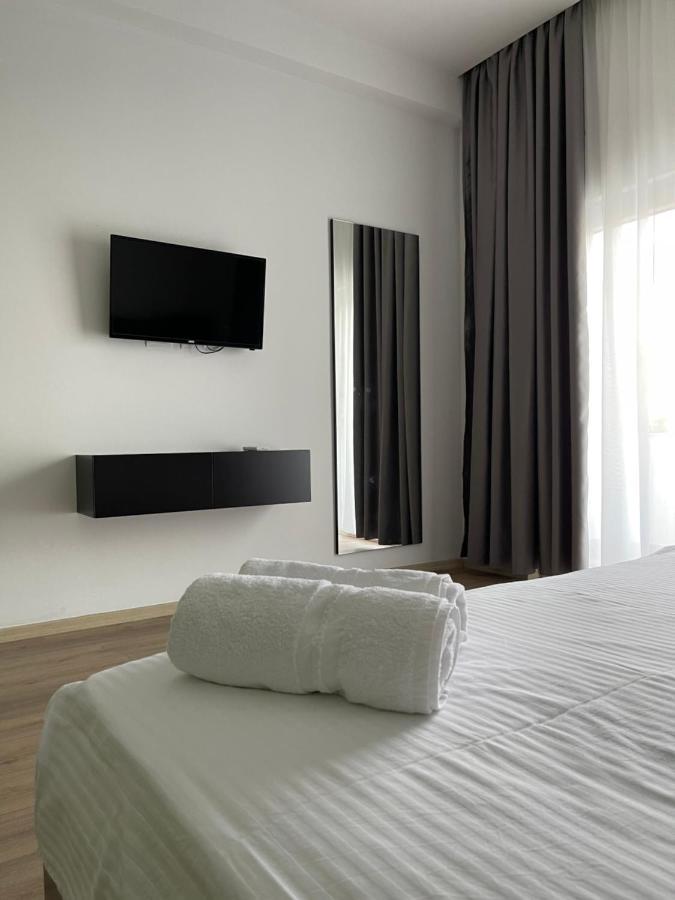 Ladi Rooms Tirana Exterior photo