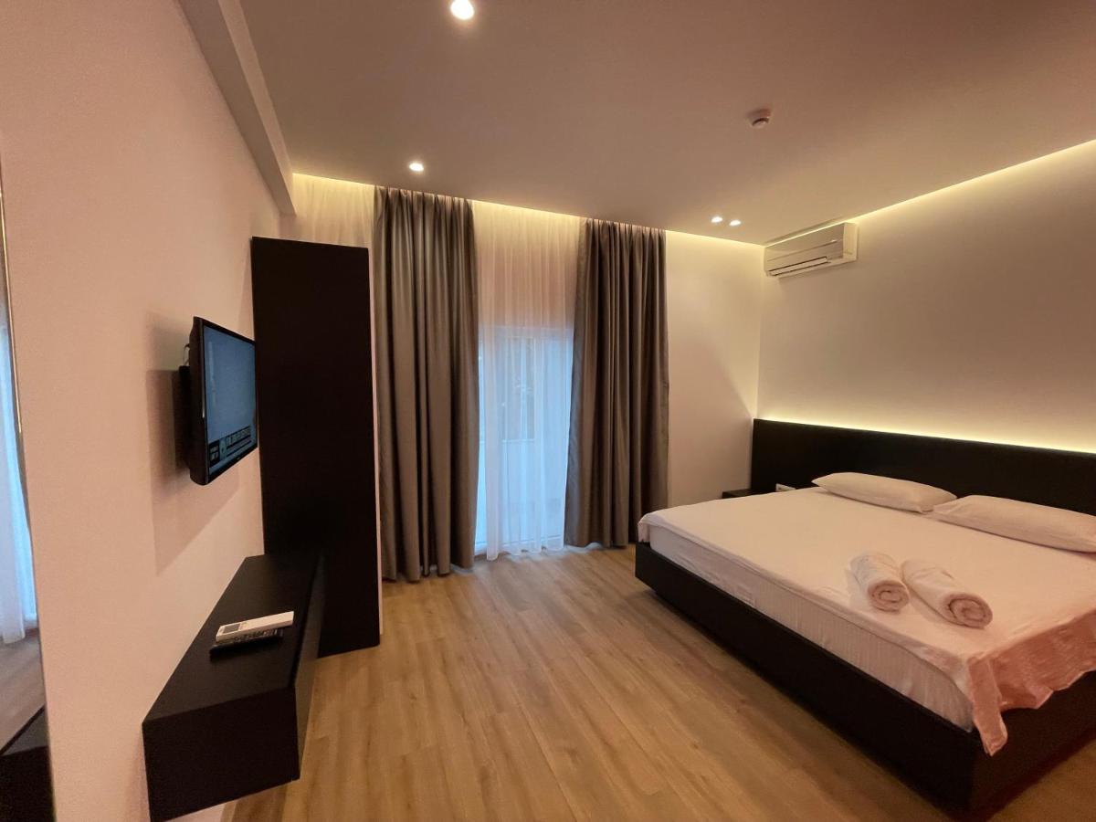 Ladi Rooms Tirana Exterior photo