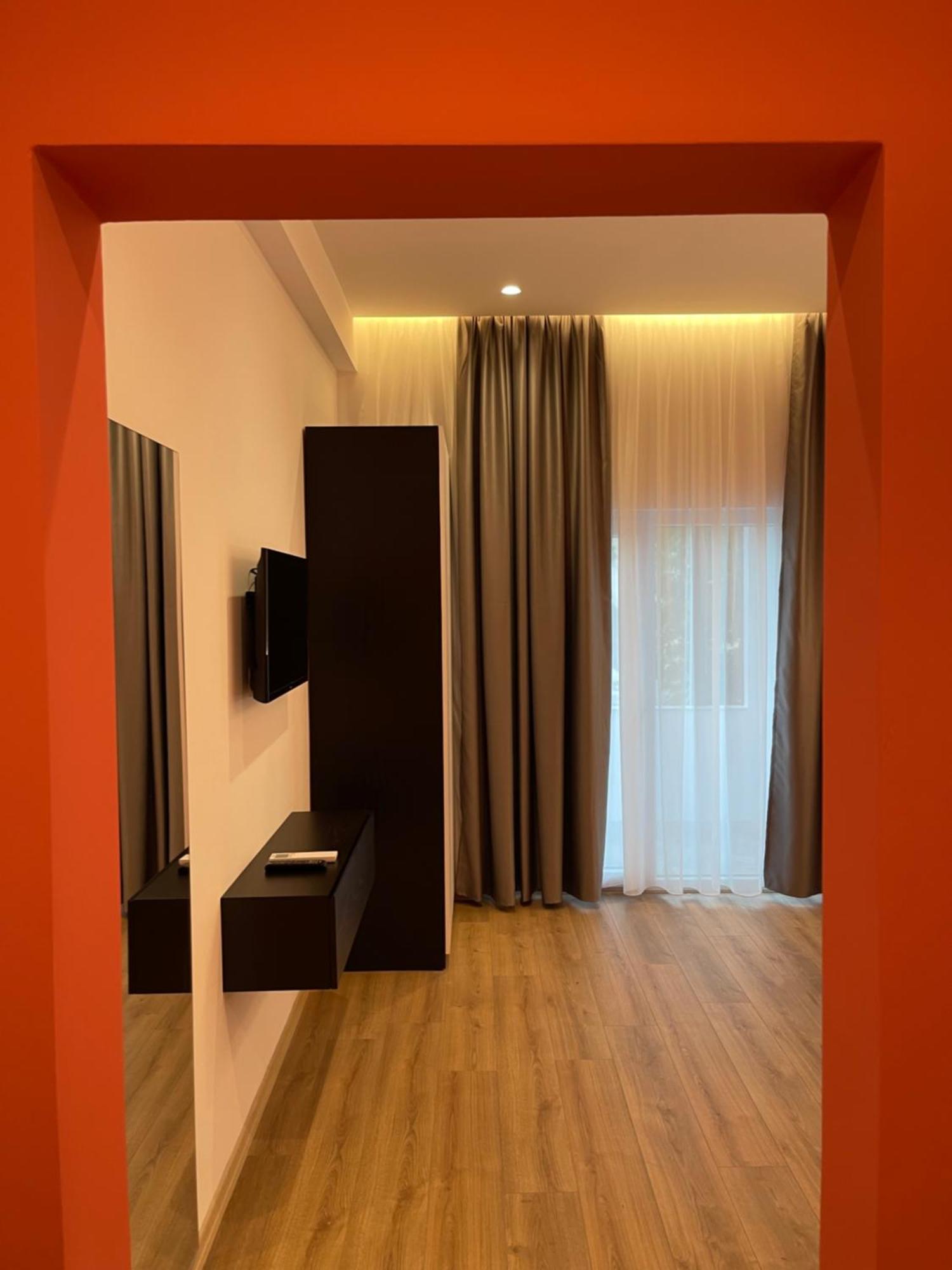 Ladi Rooms Tirana Exterior photo