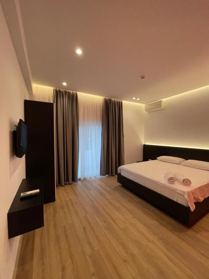 Ladi Rooms Tirana Exterior photo