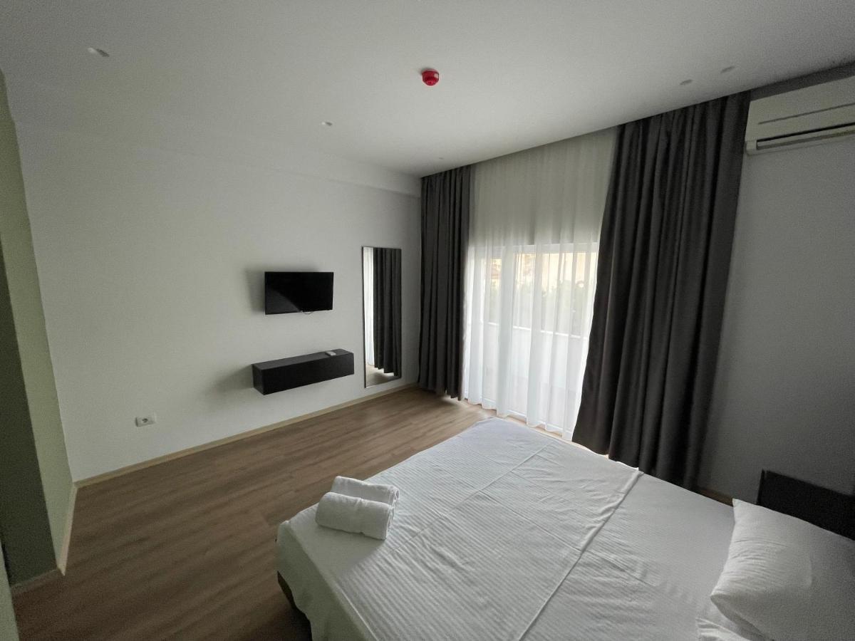 Ladi Rooms Tirana Exterior photo